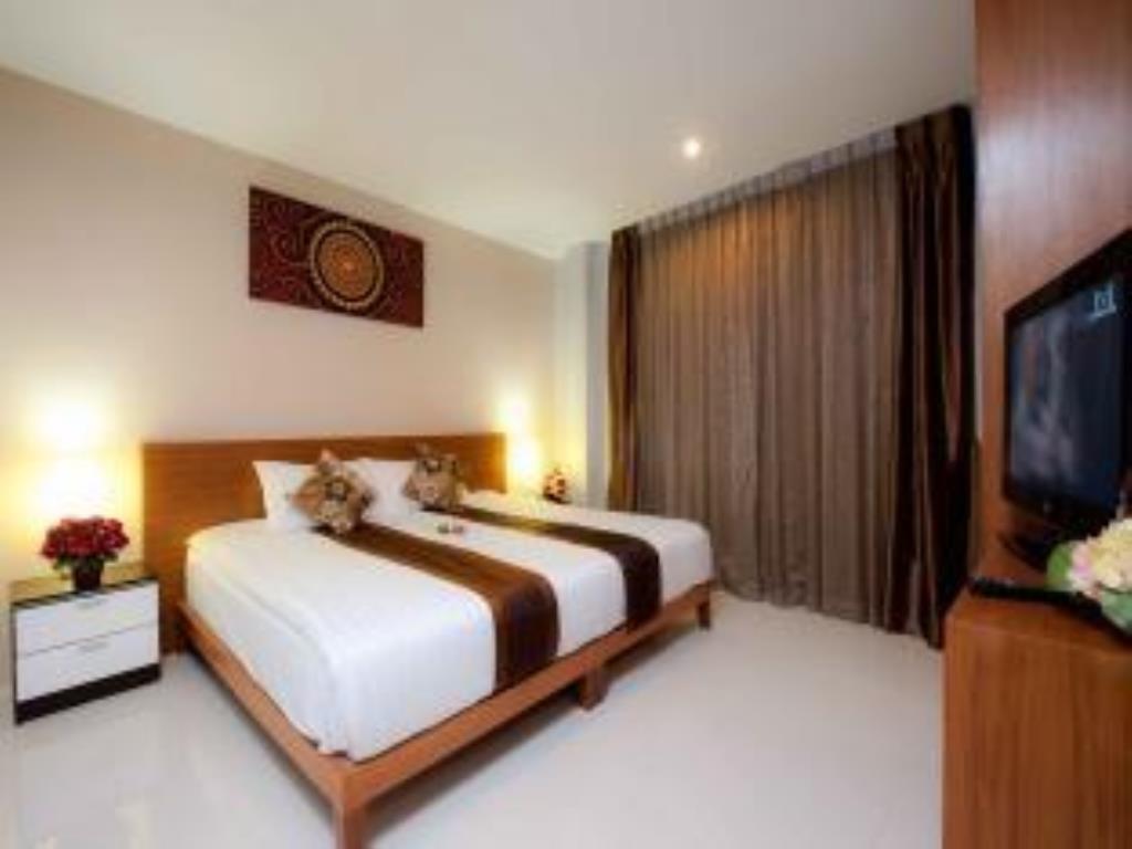 Rama Kata Beach Hotel Екстер'єр фото