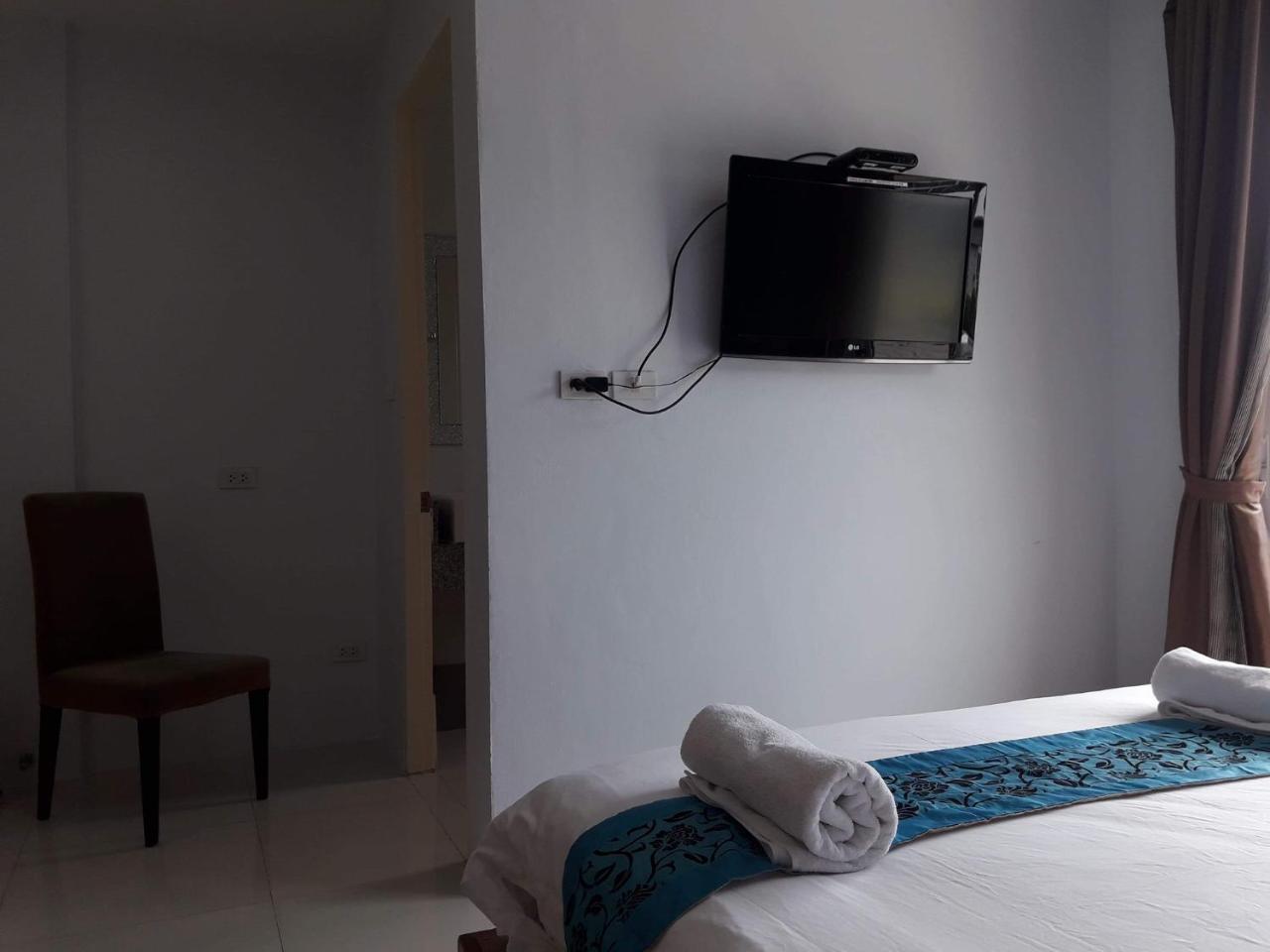 Rama Kata Beach Hotel Екстер'єр фото