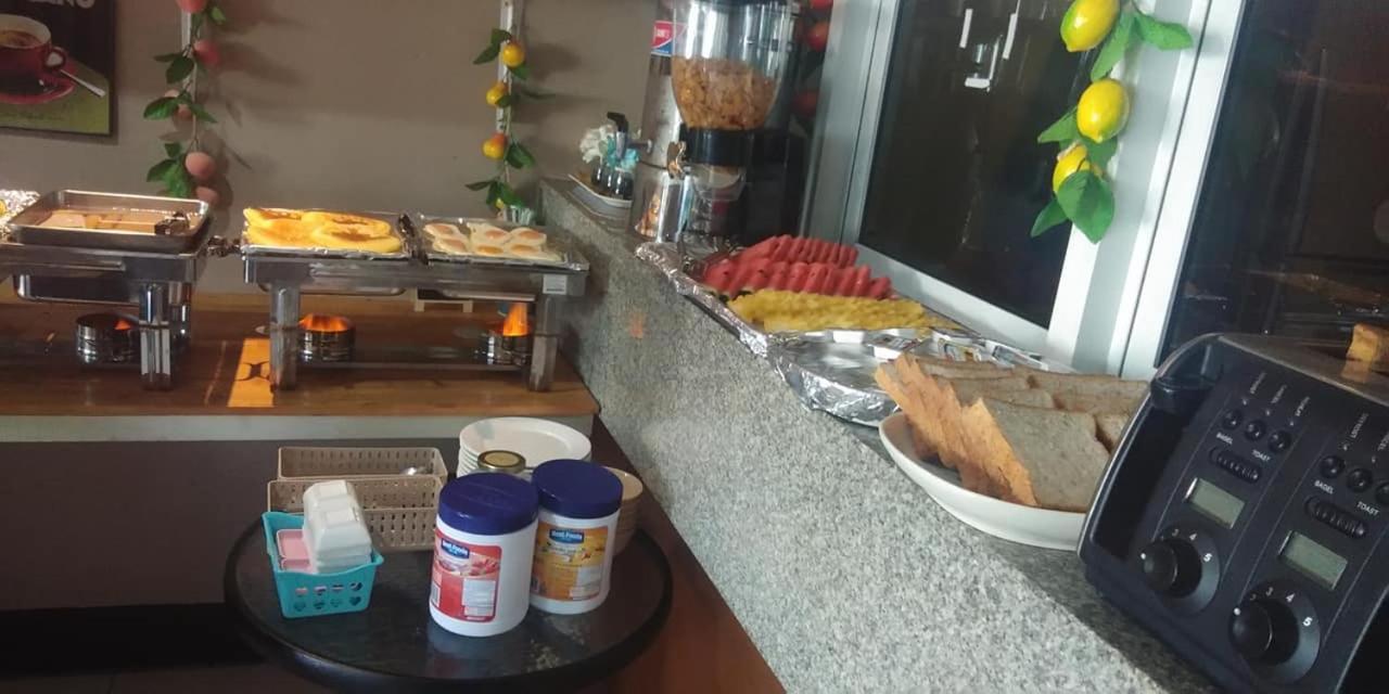 Rama Kata Beach Hotel Екстер'єр фото